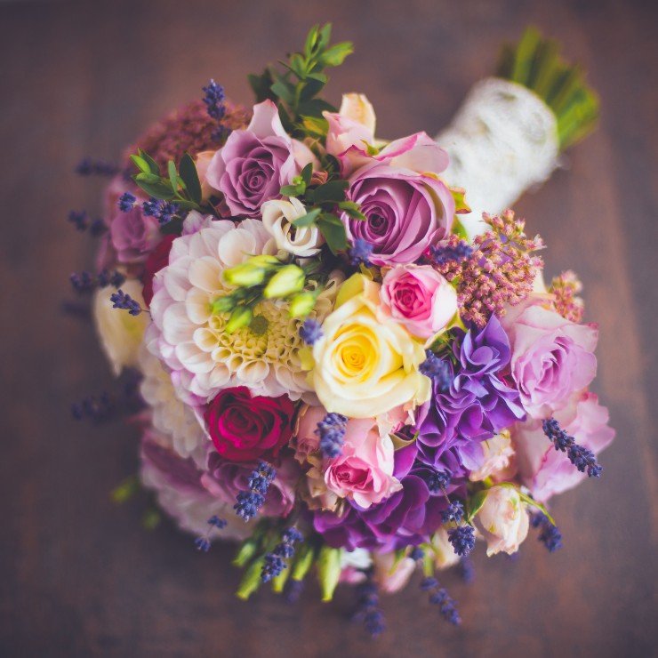 Букет як доповнення до привітання